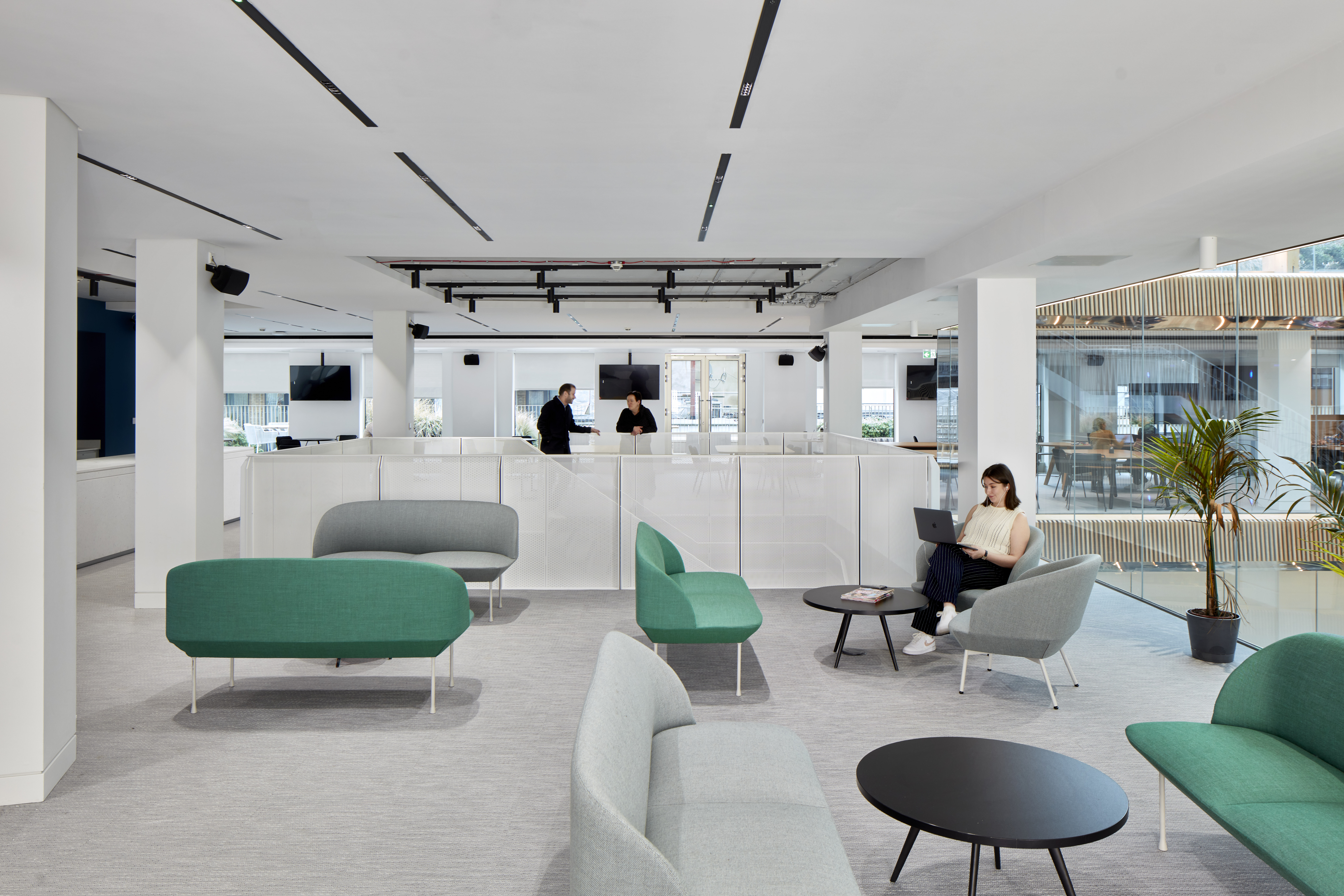 MClayton 2402-1-SPA-LAN 020